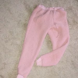 - CALI 1850 Sherpa style jogger Pant/lounge pants